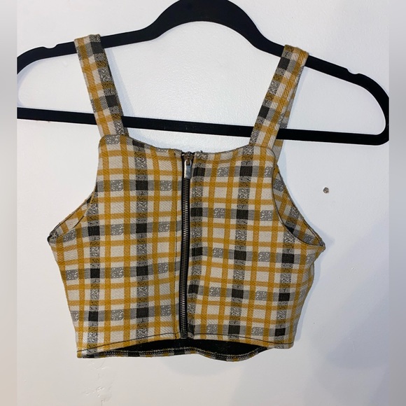 Yellow Plaid Crop Top from Bershka - Picture 2 of 3